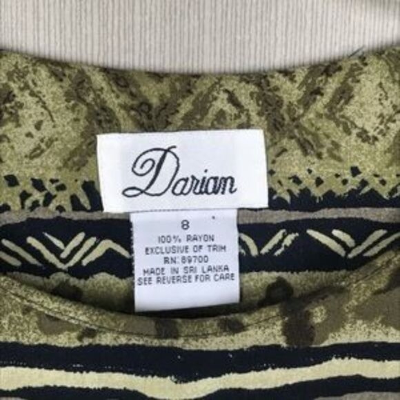 Vintage Darian Womens Size 8 Rayon Green & Black Patterned Tunic Top With Short - Picture 5 of 6